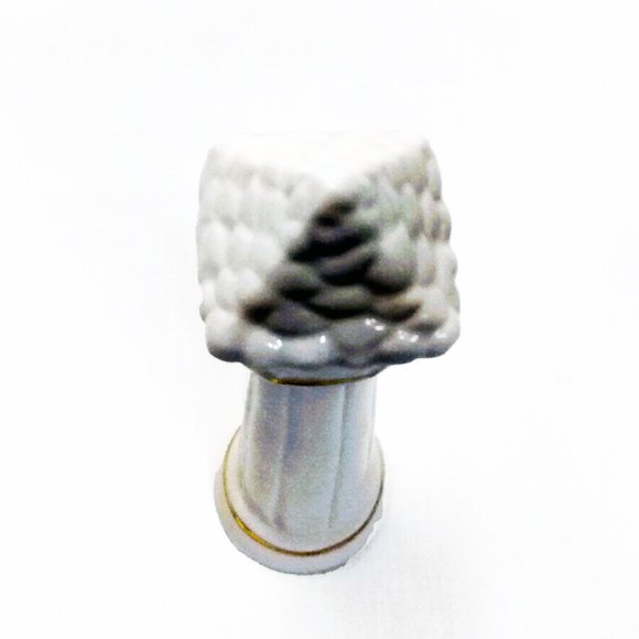 Vintage World Bazaars-Crown Accents 5 Piece Caroler Porcelain Set with Box - Picture 12 of 15